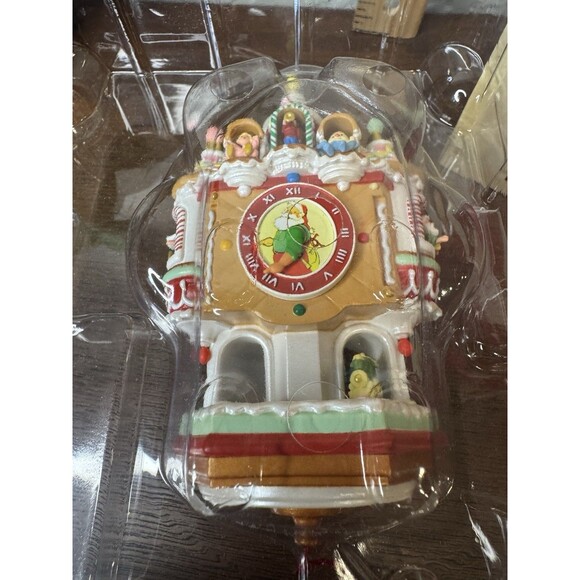 Christmas Ornament Hallmark Tick Tock Workshop Pull String Motion Cuckoo Clock - Picture 4 of 4